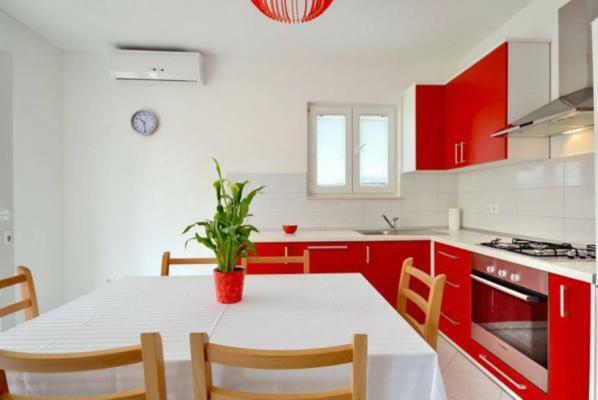 Apartment Simun Podgora Exterior photo
